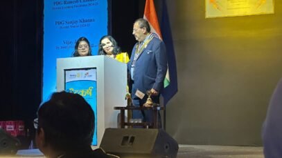 Dr Pushpa Sethi-Mahesh Trikha 3011